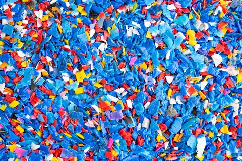 Escamas de plástico de distintos colores